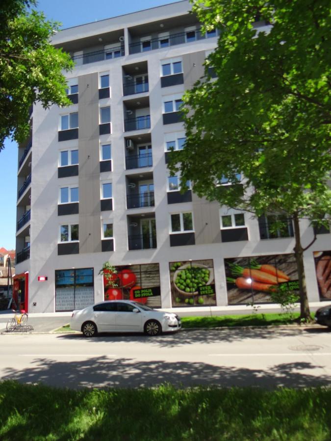 Apartman N&N 수보티차 외부 사진