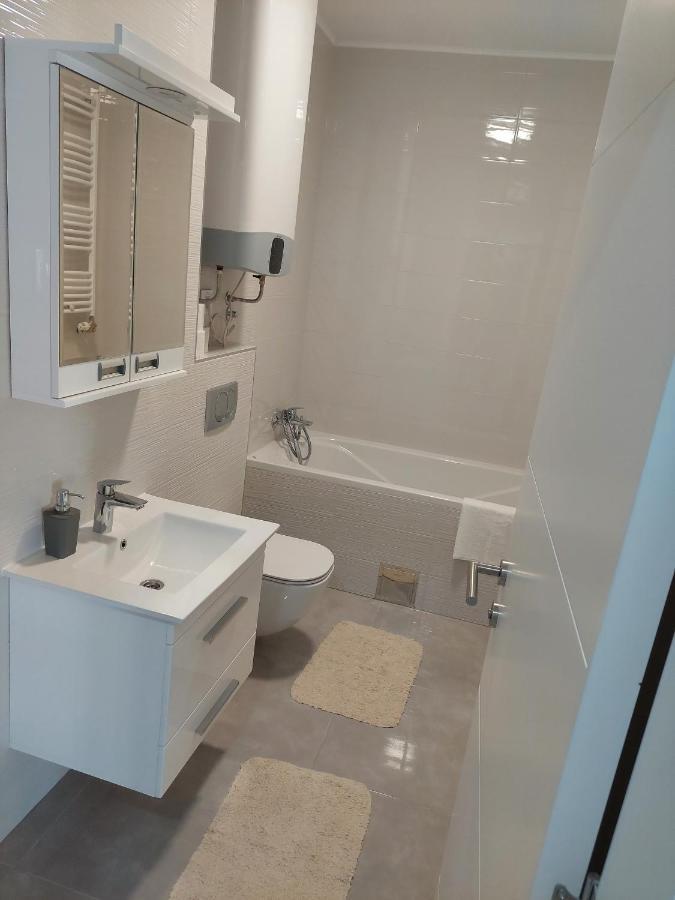 Apartman N&N 수보티차 외부 사진