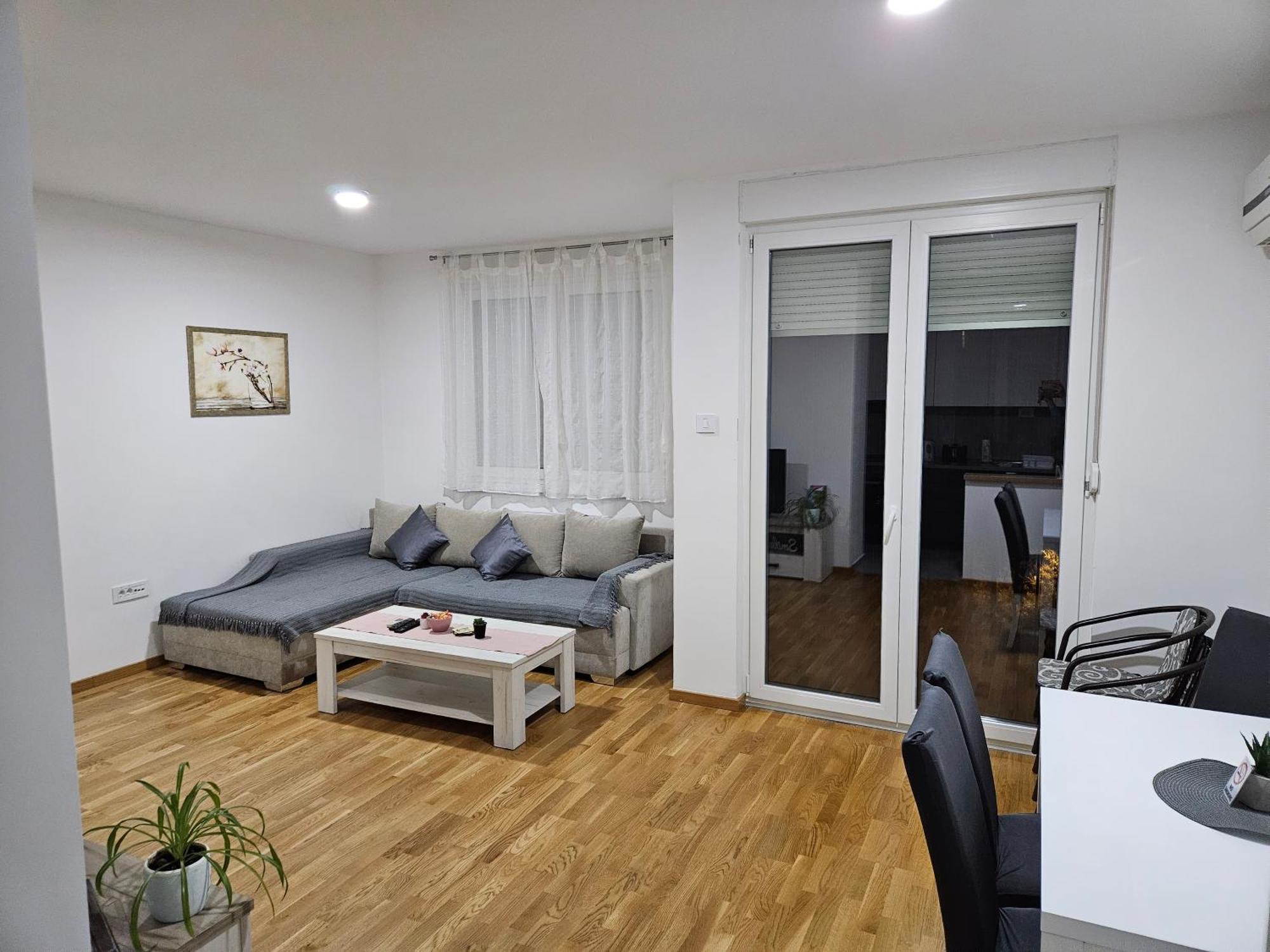 Apartman N&N 수보티차 외부 사진